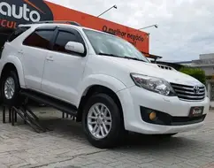 TOYOTA HILUX SW4 3.0 SRV 4X4 16V TURBO INTERCOOLER DIESEL 4P AUTOMÁTICO TOYOTA HILUX SW4 3.0 SRV 4X4 16V TURBO INTERCOOLER DIESEL 4P AUTOMÁTICO