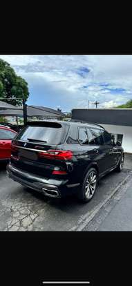 BMW-X7-2020