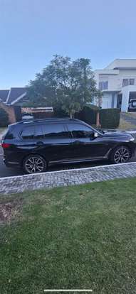 BMW-X7-2020