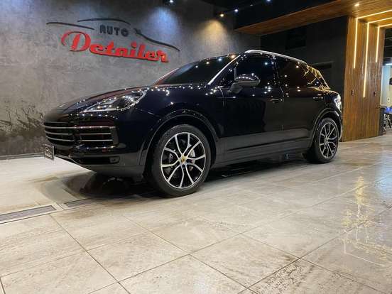 PORSCHE-CAYENNE-2018