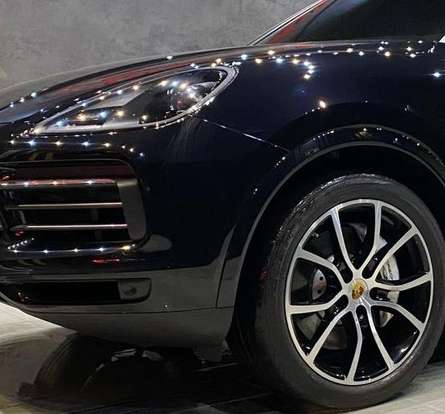 PORSCHE-CAYENNE-2018