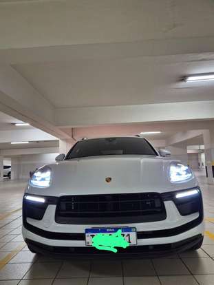 PORSCHE-MACAN-2024