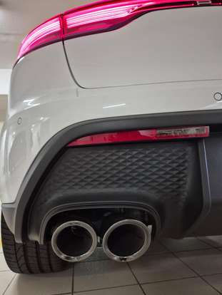PORSCHE-MACAN-2024