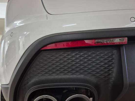 PORSCHE-MACAN-2.0 TURBO GASOLINA PDK PORSCHE-MACAN-2024
