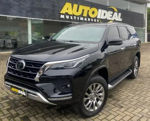 TOYOTA HILUX SW4 2.8 D-4D TURBO DIESEL SRX 4X4 AUTOMÁTICO