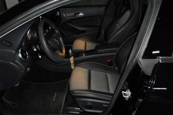 MERCEDES-BENZ-CLA 180-2017