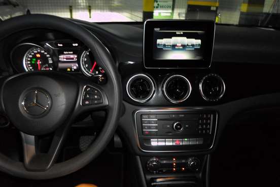 MERCEDES-BENZ-CLA 180-2017