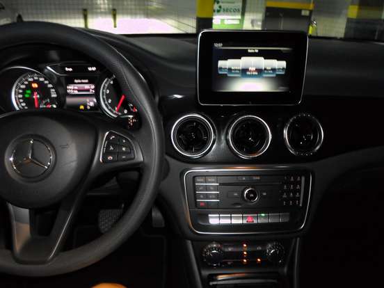 MERCEDES-BENZ-CLA 180-1.6 CGI GASOLINA 7G-DCT MERCEDES-BENZ-CLA 180-2017
