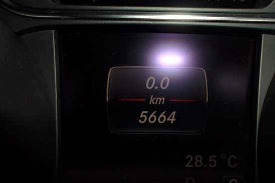 MERCEDES-BENZ-CLA 180-2017