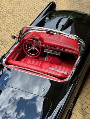 FORD-THUNDERBIRD-1957