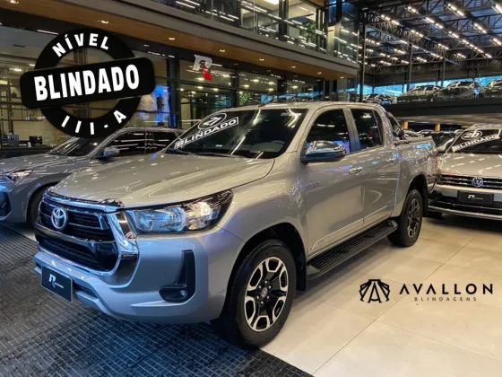 TOYOTA HILUX 2.8 D-4D TURBO DIESEL CD SRV 4X4 AUTOMÁTICO