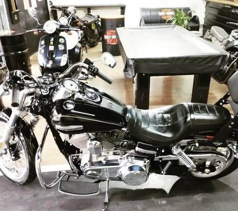 HARLEY-DAVIDSON DYNA SUPER GLIDE CUSTOM 