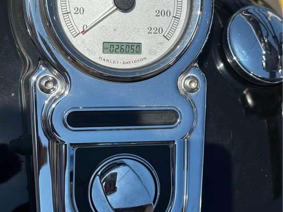 HARLEY-DAVIDSON-DYNA SUPER GLIDE CUSTOM HARLEY-DAVIDSON-DYNA SUPER GLIDE CUSTOM-2009
