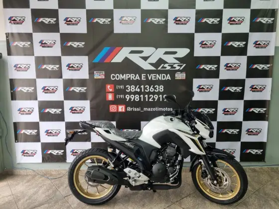 YAMAHA FZ25 FAZER CONNECTED ABS YAMAHA FZ25 FAZER CONNECTED ABS