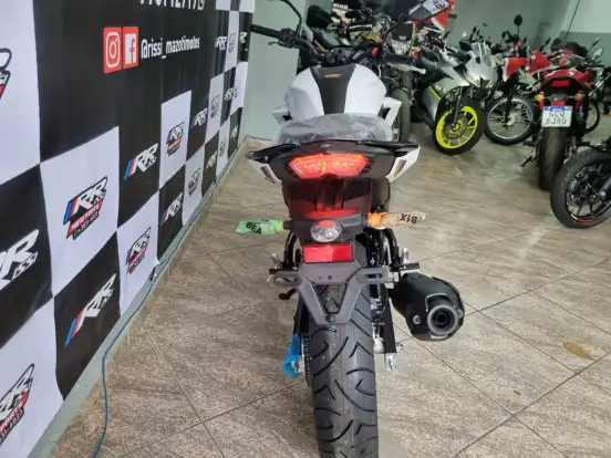 YAMAHA-FZ25 FAZER CONNECTED ABS YAMAHA-FZ25 FAZER CONNECTED ABS-2024