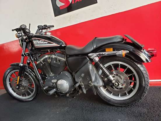 HARLEY-DAVIDSON-SPORTSTER XL 883 R-2011