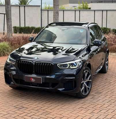 BMW-X5-2021