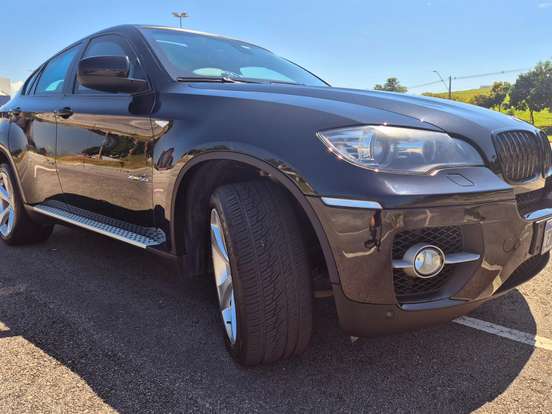 BMW-X6-4.4 50I 4X4 COUPÉ 8 CILINDROS 32V BI-TURBO GASOLINA 4P AUTOMÁTICO BMW-X6-2009