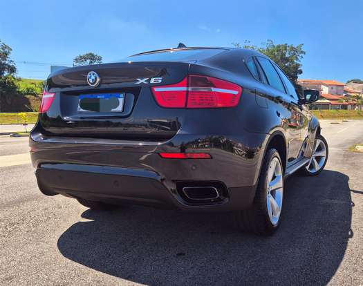 BMW-X6-4.4 50I 4X4 COUPÉ 8 CILINDROS 32V BI-TURBO GASOLINA 4P AUTOMÁTICO BMW-X6-2009