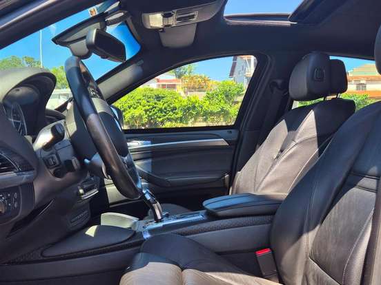 BMW-X6-4.4 50I 4X4 COUPÉ 8 CILINDROS 32V BI-TURBO GASOLINA 4P AUTOMÁTICO BMW-X6-2009