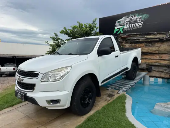 CHEVROLET S10 2.4 LS 4X2 CS 8V FLEX 2P MANUAL CHEVROLET S10 2.4 LS 4X2 CS 8V FLEX 2P MANUAL