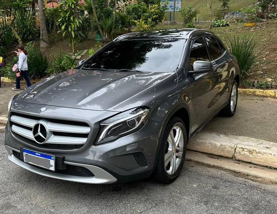 Imagem de MERCEDES-BENZ GLA 200 1.6 CGI VISION 16V TURBO GASOLINA 4P AUTOMÁTICO