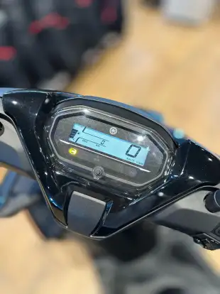 YAMAHA-FLUO 125 HYBRID CONNECTED ABS-2026