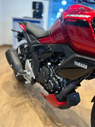 YAMAHA-FZ15 FAZER CONNECTED ABS-2025