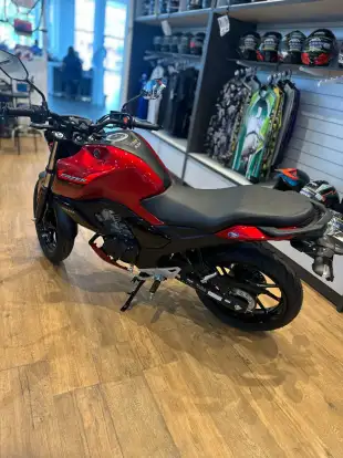 YAMAHA-FZ15 FAZER CONNECTED ABS-2025