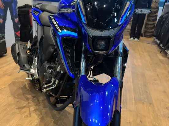 YAMAHA-FZ25 FAZER CONNECTED ABS YAMAHA-FZ25 FAZER CONNECTED ABS-2025