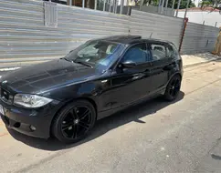 BMW 130i 3.0 SPORT HATCH 24V GASOLINA 4P AUTOMÁTICO BMW 130i 3.0 SPORT HATCH 24V GASOLINA 4P AUTOMÁTICO