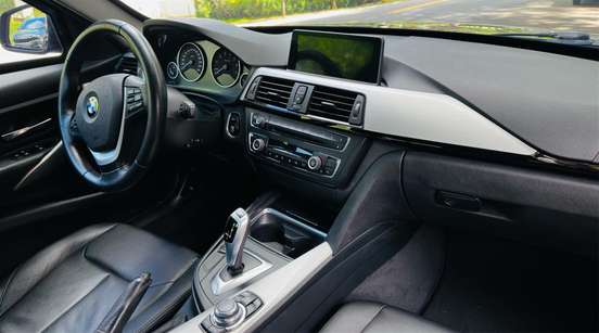 BMW-320i-2.0 GP 16V TURBO GASOLINA 4P AUTOMÁTICO BMW-320i-2013