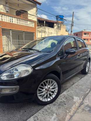 FIAT-PUNTO-2014
