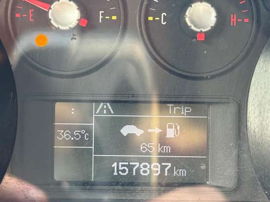 FIAT-PUNTO-1.6 ESSENCE 16V FLEX 4P MANUAL FIAT-PUNTO-2014