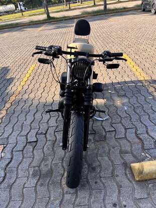 HARLEY-DAVIDSON-SPORTSTER 883 ROADSTER-2014