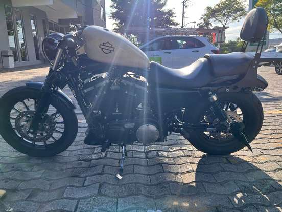 HARLEY-DAVIDSON-SPORTSTER 883 ROADSTER-2014