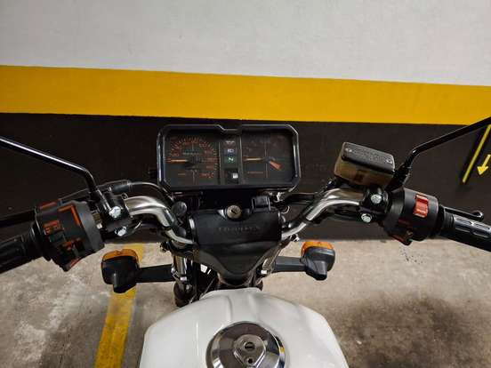 HONDA-CB 450-1985