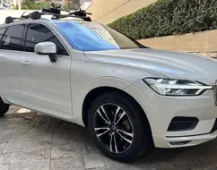 VOLVO XC60 2.0 T5 GASOLINA MOMENTUM AWD GEARTRONIC VOLVO XC60 2.0 T5 GASOLINA MOMENTUM AWD GEARTRONIC