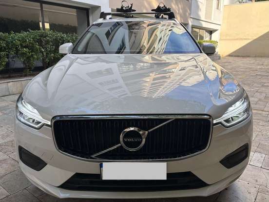 VOLVO-XC60-2.0 T5 GASOLINA MOMENTUM AWD GEARTRONIC VOLVO-XC60-2019