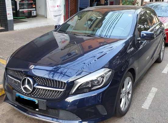 MERCEDES-BENZ-A 200-2017
