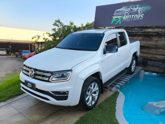 VOLKSWAGEN AMAROK 3.0 V6 TDI DIESEL HIGHLINE CD 4MOTION AUTOMÁTICO VOLKSWAGEN AMAROK 3.0 V6 TDI DIESEL HIGHLINE CD 4MOTION AUTOMÁTICO