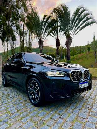 BMW-X4-2023