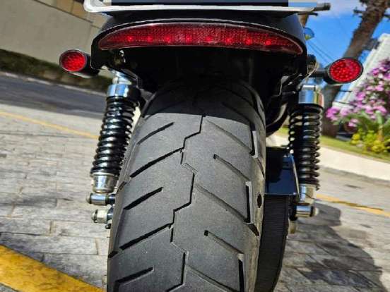 HARLEY-DAVIDSON-SPORTSTER XL 883N IRON HARLEY-DAVIDSON-SPORTSTER XL 883N IRON-2011