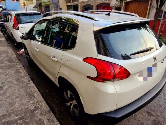 PEUGEOT-2008-1.6 16V FLEX GRIFFE 4P AUTOMÁTICO PEUGEOT-2008-2015
