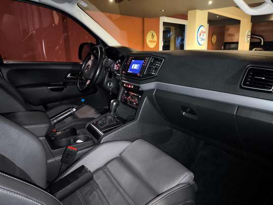 VOLKSWAGEN-AMAROK-3.0 V6 TDI DIESEL HIGHLINE CD 4MOTION AUTOMÁTICO VOLKSWAGEN-AMAROK-2021