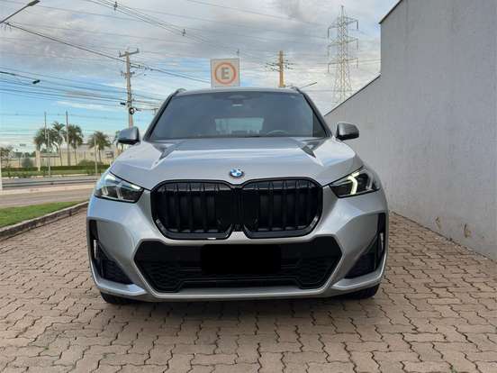 BMW-X1-2.0 16V TURBO GASOLINA SDRIVE20I M SPORT STEPTRONIC BMW-X1-2023