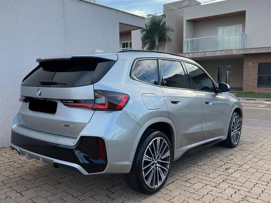 BMW-X1-2.0 16V TURBO GASOLINA SDRIVE20I M SPORT STEPTRONIC BMW-X1-2023