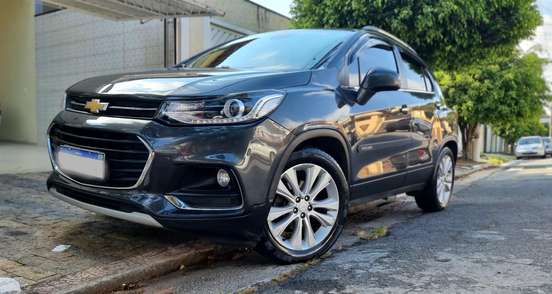 CHEVROLET-TRACKER-2017