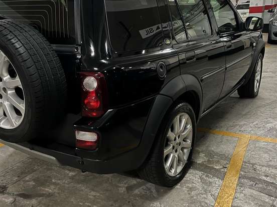 LAND ROVER-FREELANDER-2.5 HSE 4X4 V6 24V GASOLINA 4P AUTOMÁTICO LAND ROVER-FREELANDER-2006
