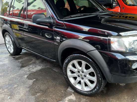 LAND ROVER-FREELANDER-2.5 HSE 4X4 V6 24V GASOLINA 4P AUTOMÁTICO LAND ROVER-FREELANDER-2006